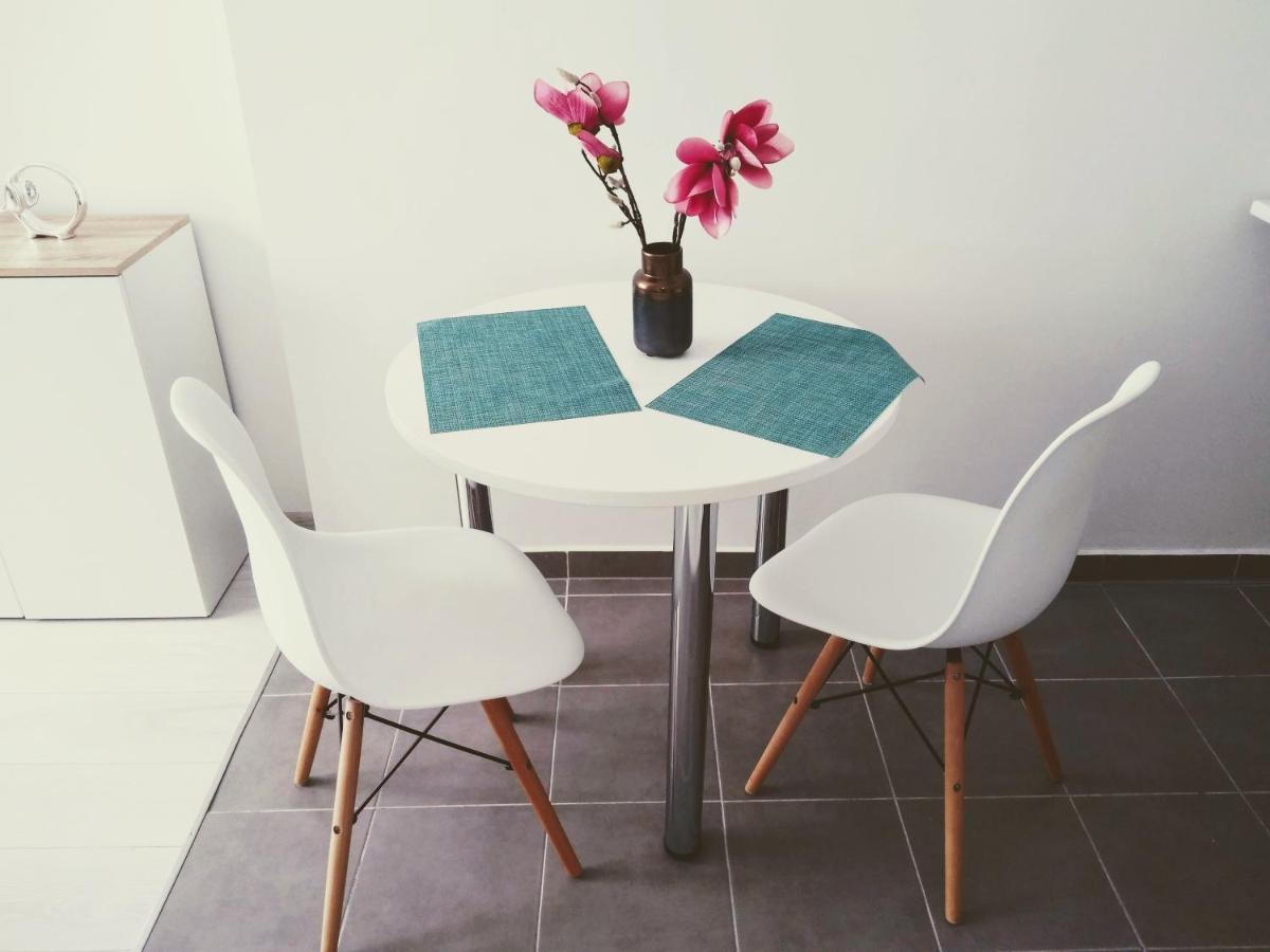 Apartament Studio Centrum - 1 Maja 16 Zabrze Zewnętrze zdjęcie